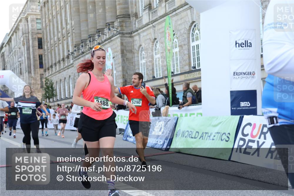 07.09.2025 - BARMER Alsterlauf Strokosch-Dieckow http://msf.ph/oto/8725196 07.09.2025 10:18:50 Ziel 2286, 2488, 2571, 3021, 4009, 4343, 4661, 4818, 5403, 5405, 5994, 8186, 8214 meine-sportfotos.de