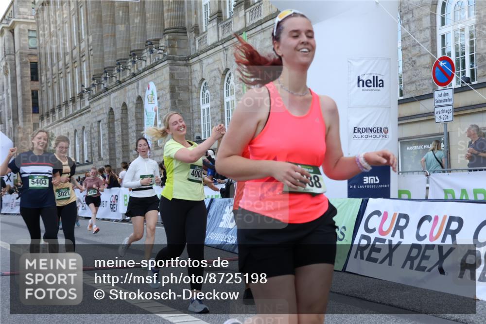 07.09.2025 - BARMER Alsterlauf Strokosch-Dieckow http://msf.ph/oto/8725198 07.09.2025 10:18:51 Ziel 2255, 2286, 2488, 2571, 3021, 3499, 4009, 4343, 4661, 4818, 5403, 5405, 5994, 8186, 8214 meine-sportfotos.de