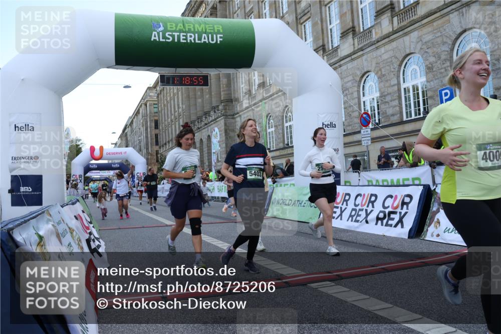 07.09.2025 - BARMER Alsterlauf Strokosch-Dieckow http://msf.ph/oto/8725206 07.09.2025 10:18:53 Ziel 2255, 2286, 2488, 2571, 2715, 3021, 3138, 3139, 3499, 4009, 4343, 4661, 4818, 5403, 5405, 8186, 8214 meine-sportfotos.de