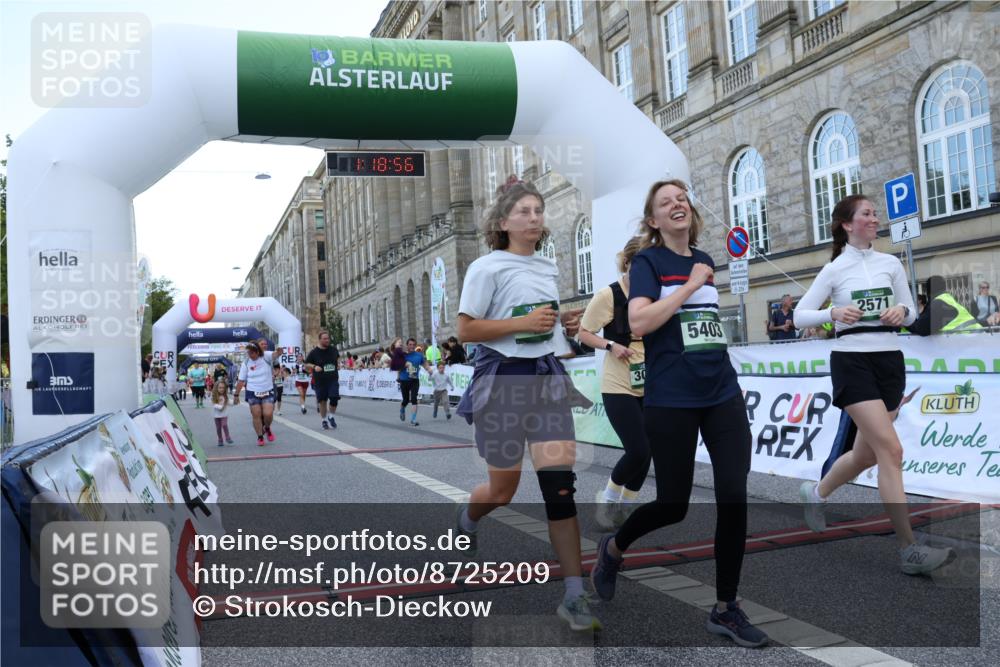 07.09.2025 - BARMER Alsterlauf Strokosch-Dieckow http://msf.ph/oto/8725209 07.09.2025 10:18:54 Ziel 2255, 2286, 2488, 2571, 2715, 3021, 3138, 3139, 3499, 4009, 4343, 4661, 5403, 5405, 8186, 8214 meine-sportfotos.de