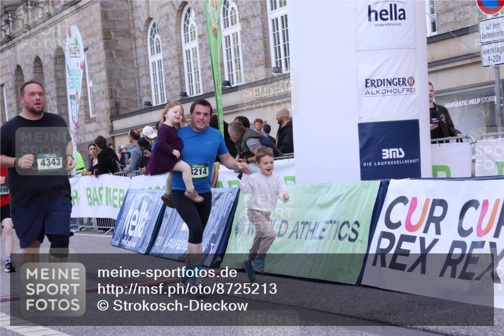 07.09.2025 - BARMER Alsterlauf Strokosch-Dieckow http://msf.ph/oto/8725213 07.09.2025 10:18:56 Ziel 2255, 2286, 2571, 2715, 3021, 3138, 3139, 3499, 4343, 4661, 5403, 5405, 8186, 8214 meine-sportfotos.de