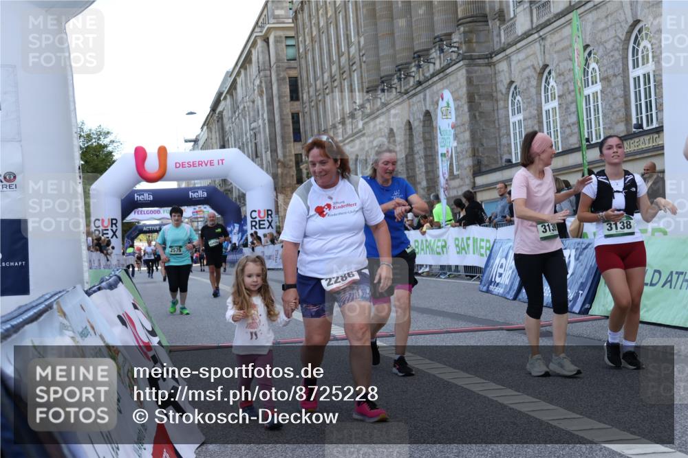 07.09.2025 - BARMER Alsterlauf Strokosch-Dieckow http://msf.ph/oto/8725228 07.09.2025 10:19:00 Ziel 2255, 2286, 2575, 2715, 3138, 3139, 3499, 4343, 4661, 4724, 8214 meine-sportfotos.de
