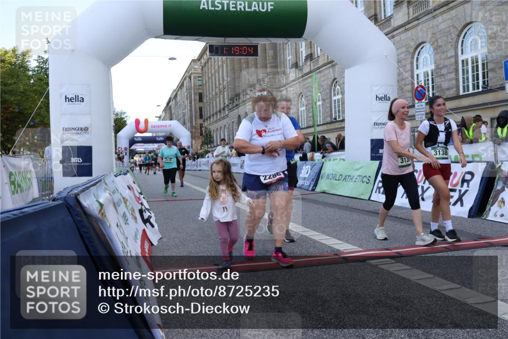 07.09.2025 - BARMER Alsterlauf Strokosch-Dieckow http://msf.ph/oto/8725235 07.09.2025 10:19:02 Ziel 2255, 2575, 2715, 3138, 3139, 3499, 4724 meine-sportfotos.de