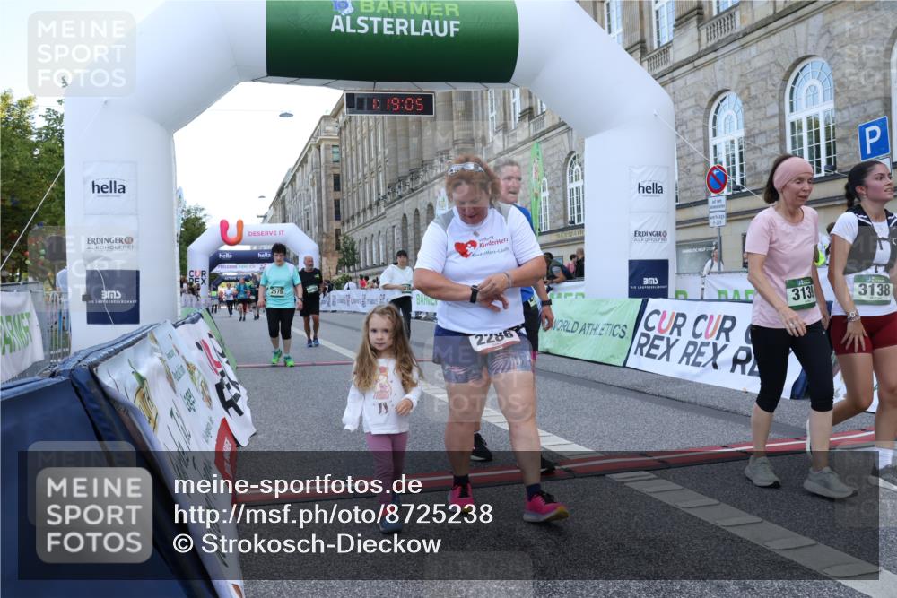 07.09.2025 - BARMER Alsterlauf Strokosch-Dieckow http://msf.ph/oto/8725238 07.09.2025 10:19:03 Ziel 2255, 2575, 2715, 3138, 3139, 3499, 4724 meine-sportfotos.de