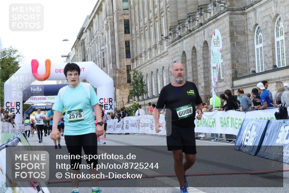 07.09.2025 - BARMER Alsterlauf Strokosch-Dieckow http://msf.ph/oto/8725244 07.09.2025 10:19:06 Ziel 2099, 2575, 3478, 4724, 8021 meine-sportfotos.de