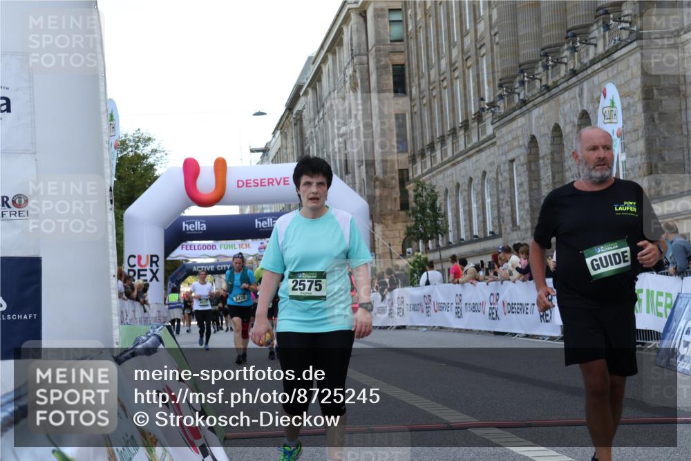07.09.2025 - BARMER Alsterlauf Strokosch-Dieckow http://msf.ph/oto/8725245 07.09.2025 10:19:06 Ziel 2099, 2575, 3478, 4724, 8021 meine-sportfotos.de