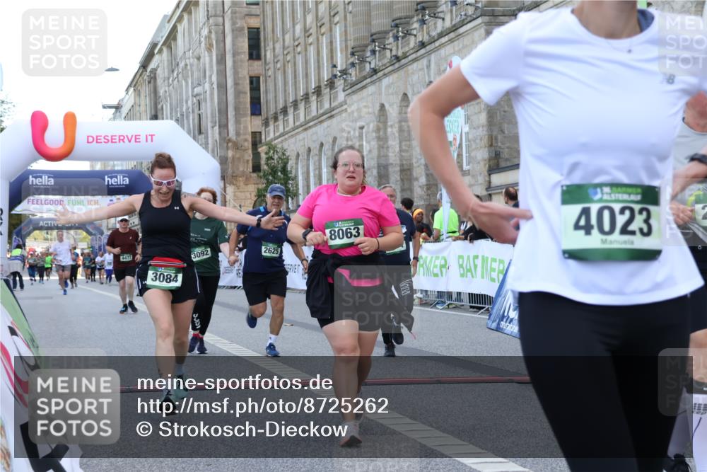 07.09.2025 - BARMER Alsterlauf Strokosch-Dieckow http://msf.ph/oto/8725262 07.09.2025 10:19:20 Ziel 2267, 2554, 2625, 3084, 3092, 4023, 4071, 4477, 4780, 8063 meine-sportfotos.de