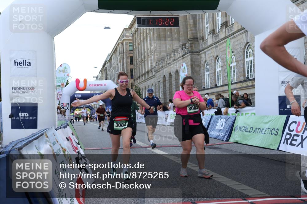 07.09.2025 - BARMER Alsterlauf Strokosch-Dieckow http://msf.ph/oto/8725265 07.09.2025 10:19:20 Ziel 2267, 2554, 2625, 3084, 3092, 4023, 4071, 4477, 4780, 8063 meine-sportfotos.de