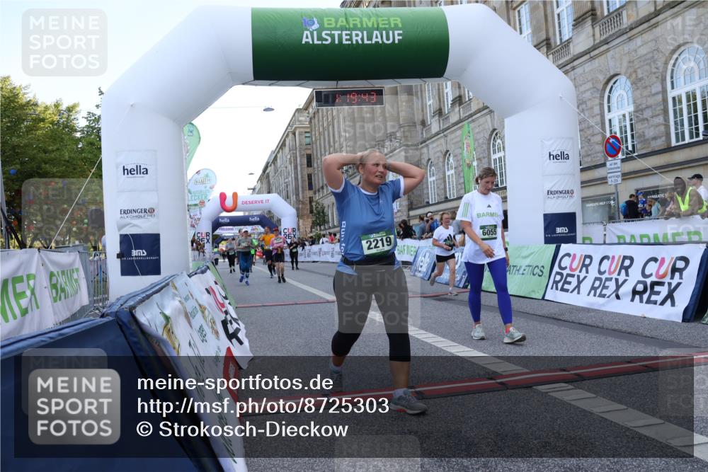 07.09.2025 - BARMER Alsterlauf Strokosch-Dieckow http://msf.ph/oto/8725303 07.09.2025 10:19:41 Ziel 2189, 2219, 2587, 2725, 3186, 3291, 3292, 3882, 4284, 4869, 5622, 5706, 6055 meine-sportfotos.de