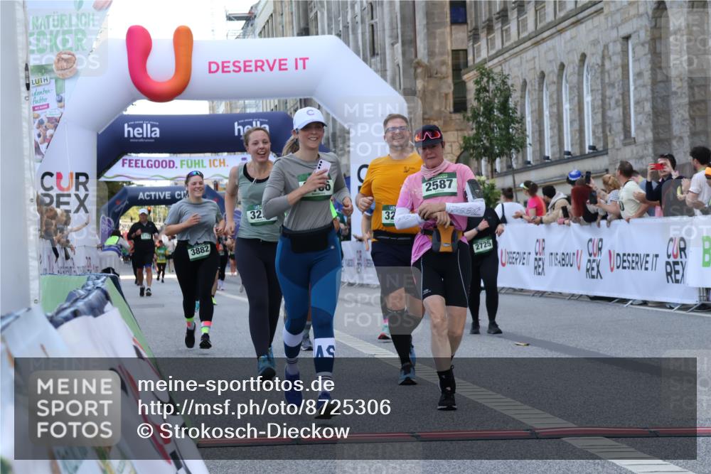 07.09.2025 - BARMER Alsterlauf Strokosch-Dieckow http://msf.ph/oto/8725306 07.09.2025 10:19:43 Ziel 2189, 2587, 2725, 3186, 3291, 3292, 3882, 4207, 4284, 5622, 5706, 6055 meine-sportfotos.de