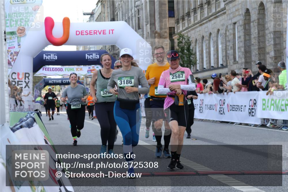 07.09.2025 - BARMER Alsterlauf Strokosch-Dieckow http://msf.ph/oto/8725308 07.09.2025 10:19:44 Ziel 2189, 2587, 2725, 3186, 3291, 3292, 3882, 4207, 4284, 4410, 4438, 4459, 5622, 5706, 6055 meine-sportfotos.de