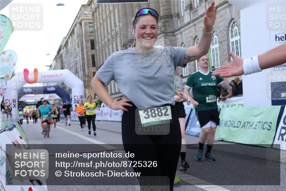 07.09.2025 - BARMER Alsterlauf Strokosch-Dieckow http://msf.ph/oto/8725326 07.09.2025 10:19:51 Ziel 2024, 2189, 2725, 3291, 3581, 3882, 4060, 4207, 4390, 4410, 4438, 4459, 5325, 5622, 5712, 6003 meine-sportfotos.de