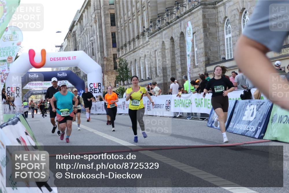 07.09.2025 - BARMER Alsterlauf Strokosch-Dieckow http://msf.ph/oto/8725329 07.09.2025 10:19:53 Ziel 2024, 2725, 3399, 3400, 3581, 4060, 4207, 4390, 4410, 4438, 4459, 5325, 5712, 6003 meine-sportfotos.de