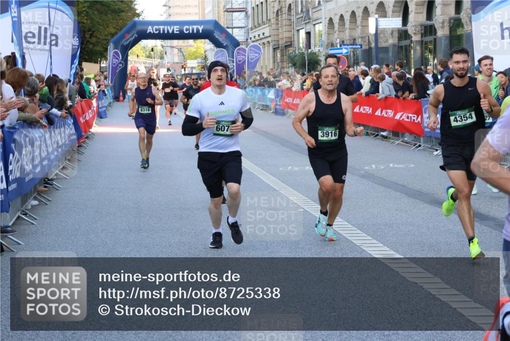 07.09.2025 - BARMER Alsterlauf Strokosch-Dieckow http://msf.ph/oto/8725338 07.09.2025 09:46:41 Ziel 2335, 2541, 2748, 2777, 4216, 4250, 4385, 4403, 4679, 4754, 4762, 4784, 4821, 4909, 5248, 5322, 5644, 5970, 6096, 8203, 8248, 8449 meine-sportfotos.de