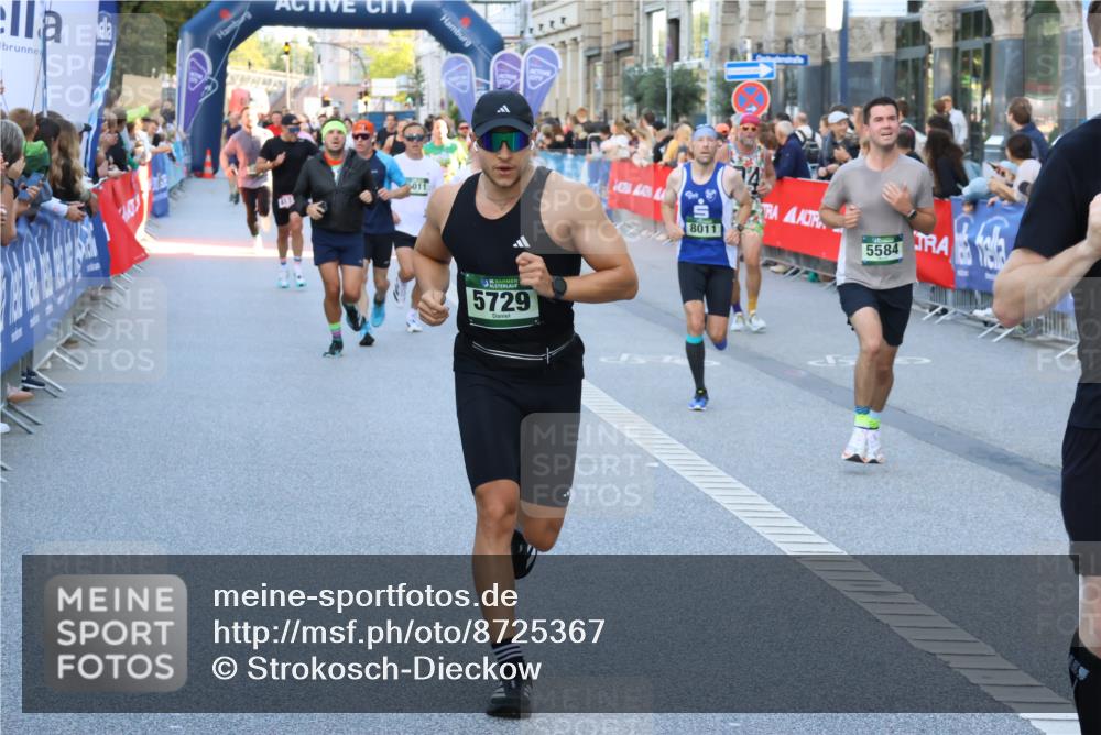 07.09.2025 - BARMER Alsterlauf Strokosch-Dieckow http://msf.ph/oto/8725367 07.09.2025 09:46:30 Ziel 2117, 2335, 2487, 2541, 2777, 3412, 3790, 3942, 4216, 4250, 4385, 4762, 4866, 4909, 5340, 5768, 6030, 6096, 6237, 8449 meine-sportfotos.de