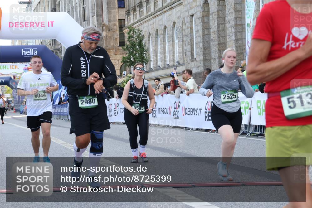 07.09.2025 - BARMER Alsterlauf Strokosch-Dieckow http://msf.ph/oto/8725399 07.09.2025 10:20:34 Ziel 2525, 2980, 3595, 4145, 5138, 5256, 6044 meine-sportfotos.de