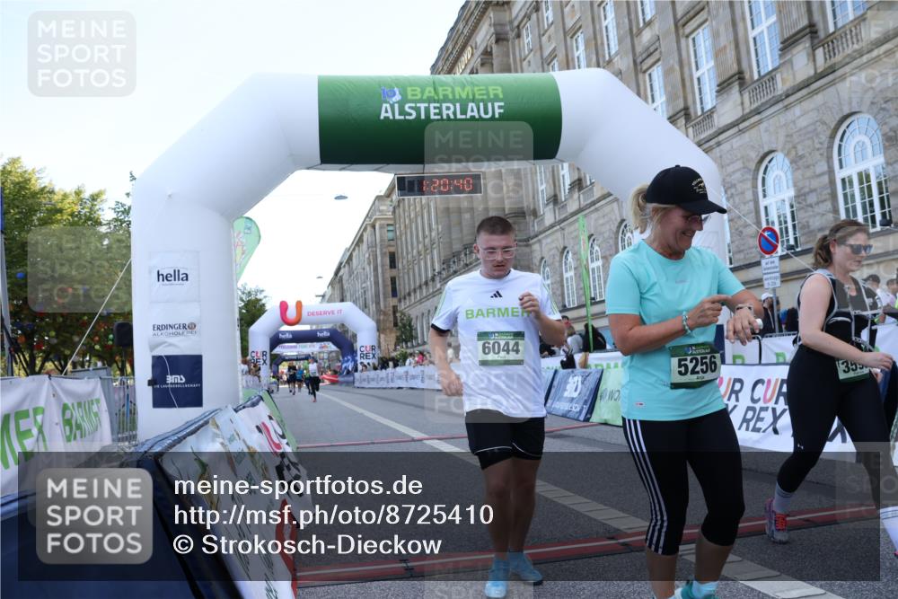 07.09.2025 - BARMER Alsterlauf Strokosch-Dieckow http://msf.ph/oto/8725410 07.09.2025 10:20:38 Ziel 2525, 2980, 3595, 4393, 4394, 5256, 6044 meine-sportfotos.de