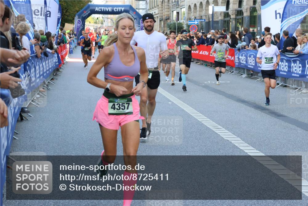 07.09.2025 - BARMER Alsterlauf Strokosch-Dieckow http://msf.ph/oto/8725411 07.09.2025 09:46:18 Ziel 2381, 2487, 2953, 3276, 3412, 3790, 3916, 3942, 4131, 4354, 4389, 4480, 4527, 4651, 4732, 4866, 4985, 5123, 5340, 5768, 6030, 6073, 6237, 8316, 8431, 8470 meine-sportfotos.de
