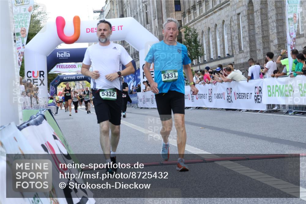 07.09.2025 - BARMER Alsterlauf Strokosch-Dieckow http://msf.ph/oto/8725432 07.09.2025 10:20:53 Ziel 2928, 2983, 3619, 5331, 5332 meine-sportfotos.de