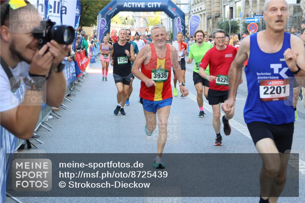 07.09.2025 - BARMER Alsterlauf Strokosch-Dieckow http://msf.ph/oto/8725439 07.09.2025 09:46:11 Ziel 2357, 2381, 2676, 2792, 2953, 3276, 3916, 4131, 4354, 4389, 4480, 4527, 4651, 4732, 4866, 4927, 4985, 5123, 5141, 5584, 5724, 5729, 6011, 6073, 6166, 6286, 8011, 8191, 8316, 8431, 8470 meine-sportfotos.de