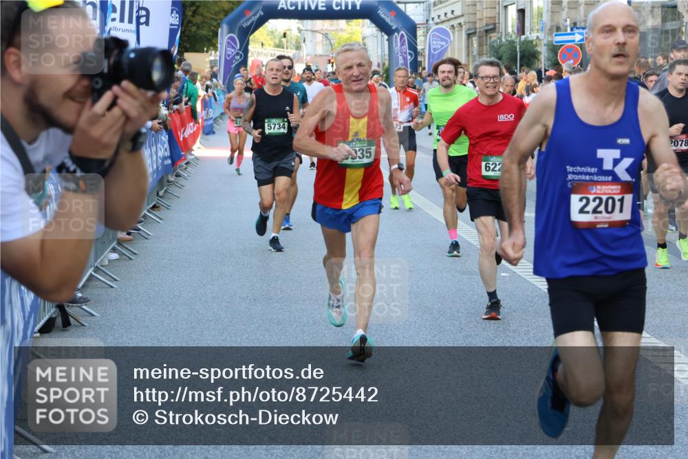 07.09.2025 - BARMER Alsterlauf Strokosch-Dieckow http://msf.ph/oto/8725442 07.09.2025 09:46:11 Ziel 2357, 2381, 2676, 2792, 2953, 3276, 3916, 4131, 4354, 4389, 4480, 4527, 4651, 4732, 4866, 4927, 4985, 5123, 5141, 5584, 5724, 5729, 6011, 6073, 6166, 6286, 8011, 8191, 8316, 8431, 8470 meine-sportfotos.de