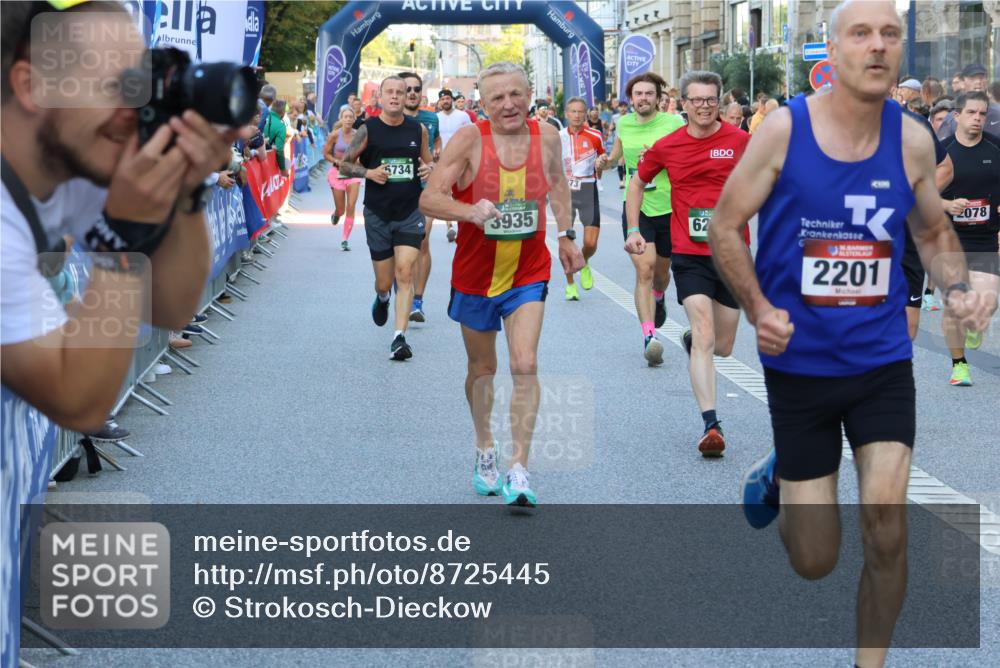07.09.2025 - BARMER Alsterlauf Strokosch-Dieckow http://msf.ph/oto/8725445 07.09.2025 09:46:11 Ziel 2357, 2381, 2676, 2792, 2953, 3276, 3916, 4131, 4354, 4389, 4480, 4527, 4651, 4732, 4866, 4927, 4985, 5123, 5141, 5584, 5724, 5729, 6011, 6073, 6166, 6286, 8011, 8191, 8316, 8431, 8470 meine-sportfotos.de