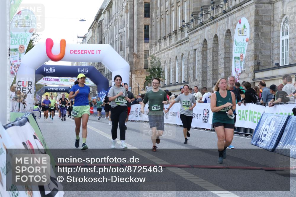 07.09.2025 - BARMER Alsterlauf Strokosch-Dieckow http://msf.ph/oto/8725463 07.09.2025 10:21:12 Ziel 3216, 3297, 3672, 3786, 3787, 3969, 4151, 4152, 4331, 4971 meine-sportfotos.de