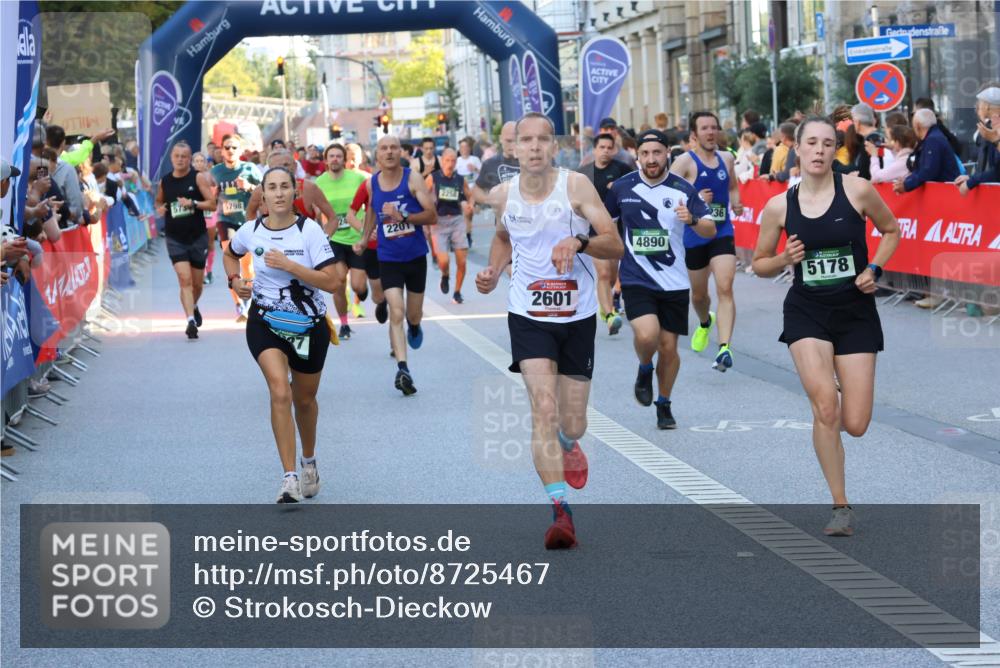 07.09.2025 - BARMER Alsterlauf Strokosch-Dieckow http://msf.ph/oto/8725467 07.09.2025 09:46:06 Ziel 2178, 2357, 2381, 2404, 2676, 2721, 2792, 2953, 3146, 3276, 3788, 3916, 4131, 4134, 4354, 4389, 4480, 4484, 4651, 4732, 4865, 4927, 4985, 5123, 5141, 5150, 5387, 5451, 5584, 5724, 5729, 6011, 6072, 6073, 6166, 6286, 8011, 8191, 8316, 8470 meine-sportfotos.de