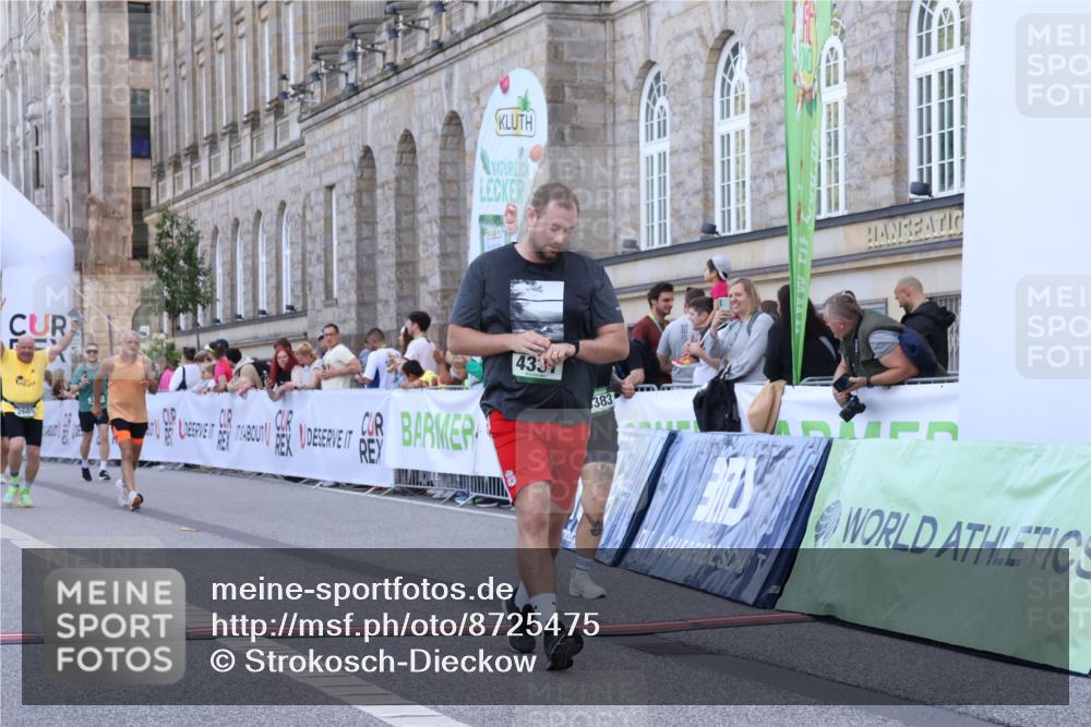 07.09.2025 - BARMER Alsterlauf Strokosch-Dieckow http://msf.ph/oto/8725475 07.09.2025 10:21:19 Ziel 2685, 2686, 2977, 3383, 3786, 3787, 3969, 4141, 4142, 4151, 4152, 4331, 4971 meine-sportfotos.de