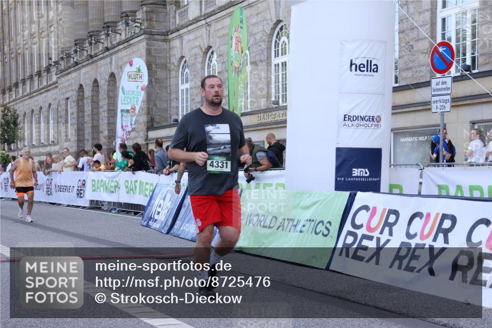 07.09.2025 - BARMER Alsterlauf Strokosch-Dieckow http://msf.ph/oto/8725476 07.09.2025 10:21:20 Ziel 2685, 2686, 2861, 2862, 2977, 3383, 4141, 4142, 4151, 4152, 4331, 4971 meine-sportfotos.de