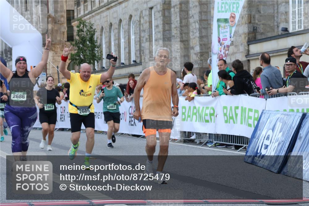 07.09.2025 - BARMER Alsterlauf Strokosch-Dieckow http://msf.ph/oto/8725479 07.09.2025 10:21:22 Ziel 2685, 2686, 2861, 2862, 2977, 3383, 4011, 4141, 4142, 4331 meine-sportfotos.de