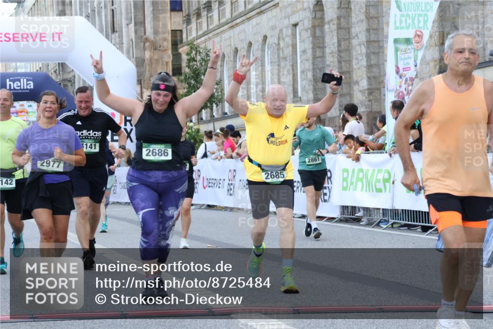 07.09.2025 - BARMER Alsterlauf Strokosch-Dieckow http://msf.ph/oto/8725484 07.09.2025 10:21:23 Ziel 2685, 2686, 2861, 2862, 2977, 3383, 4003, 4011, 4141, 4142, 4331 meine-sportfotos.de