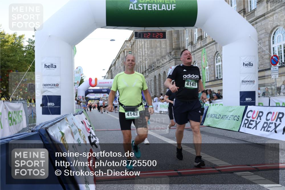 07.09.2025 - BARMER Alsterlauf Strokosch-Dieckow http://msf.ph/oto/8725500 07.09.2025 10:21:27 Ziel 2685, 2686, 2861, 2862, 2977, 3777, 4003, 4011, 4141, 4142, 4564 meine-sportfotos.de