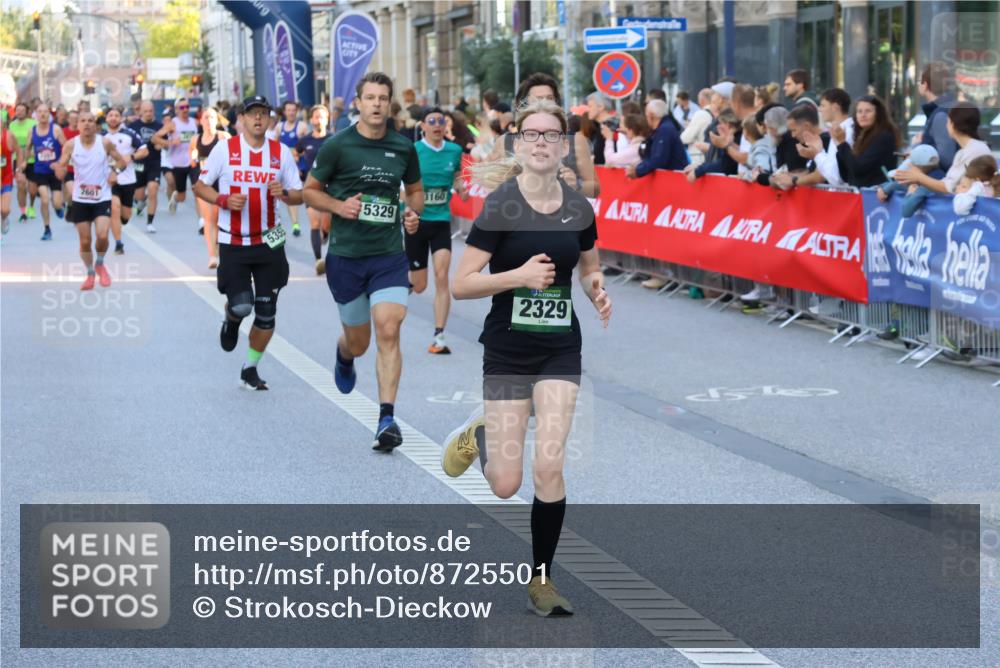 07.09.2025 - BARMER Alsterlauf Strokosch-Dieckow http://msf.ph/oto/8725501 07.09.2025 09:46:00 Ziel 2178, 2357, 2404, 2546, 2676, 2721, 2792, 2953, 3146, 3788, 4131, 4134, 4274, 4281, 4357, 4358, 4484, 4865, 4927, 5123, 5141, 5150, 5387, 5451, 5584, 5724, 5729, 5963, 6011, 6072, 6166, 6286, 8011, 8191, 8411, 8470 meine-sportfotos.de