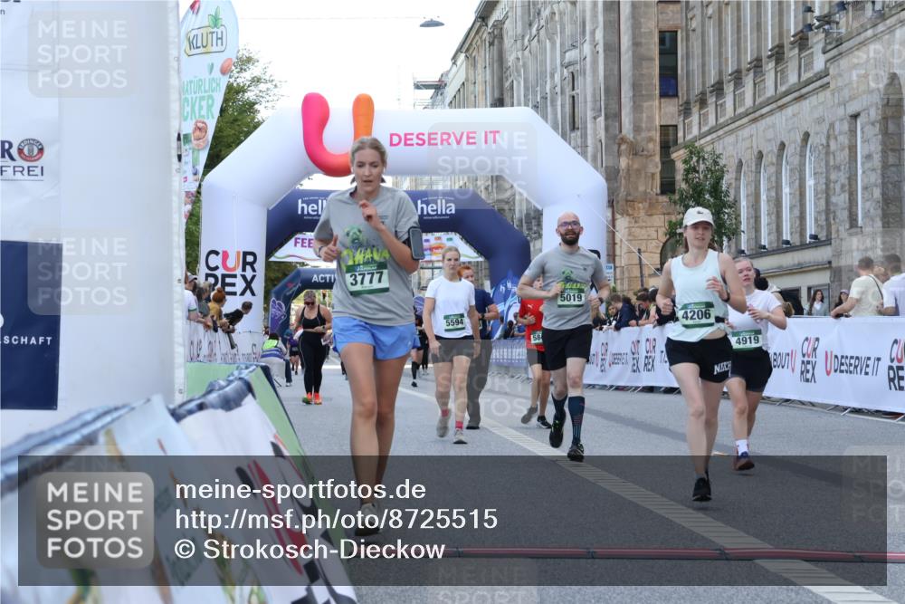 07.09.2025 - BARMER Alsterlauf Strokosch-Dieckow http://msf.ph/oto/8725515 07.09.2025 10:21:33 Ziel 3777, 4003, 4011, 4206, 4564, 4919, 5019, 5594, 5846, 5848 meine-sportfotos.de