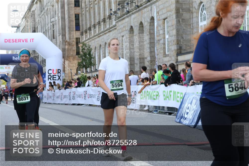 07.09.2025 - BARMER Alsterlauf Strokosch-Dieckow http://msf.ph/oto/8725528 07.09.2025 10:21:41 Ziel 4316, 4656, 4919, 5019, 5594, 5846, 5848, 8031 meine-sportfotos.de