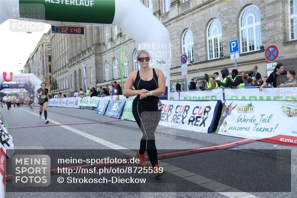 07.09.2025 - BARMER Alsterlauf Strokosch-Dieckow http://msf.ph/oto/8725539 07.09.2025 10:21:46 Ziel 4316, 4656, 5224, 5916, 8031 meine-sportfotos.de