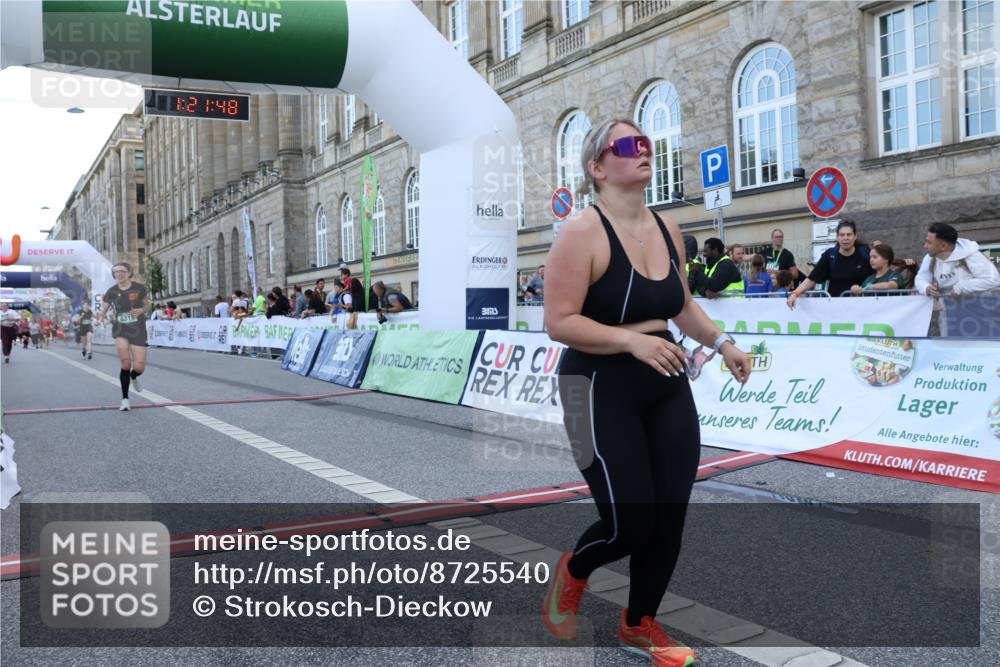 07.09.2025 - BARMER Alsterlauf Strokosch-Dieckow http://msf.ph/oto/8725540 07.09.2025 10:21:47 Ziel 2241, 4316, 4656, 5224, 5916, 8031 meine-sportfotos.de