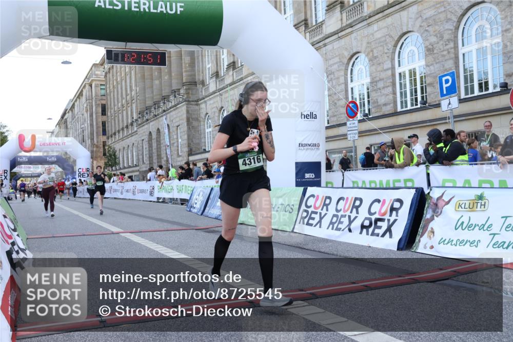 07.09.2025 - BARMER Alsterlauf Strokosch-Dieckow http://msf.ph/oto/8725545 07.09.2025 10:21:49 Ziel 2241, 4316, 5224, 5623, 5625, 5916 meine-sportfotos.de