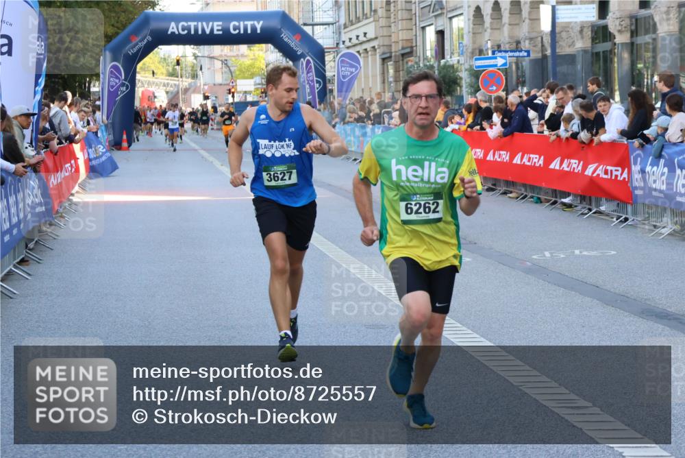07.09.2025 - BARMER Alsterlauf Strokosch-Dieckow http://msf.ph/oto/8725557 07.09.2025 09:45:37 Ziel 2078, 2201, 2258, 2329, 2349, 2601, 2627, 2935, 3160, 3727, 3874, 3935, 4224, 4683, 4890, 5178, 5184, 5294, 5329, 5355, 5373, 5591, 5734, 5764, 5798, 6067, 6229, 8236, 8256 meine-sportfotos.de