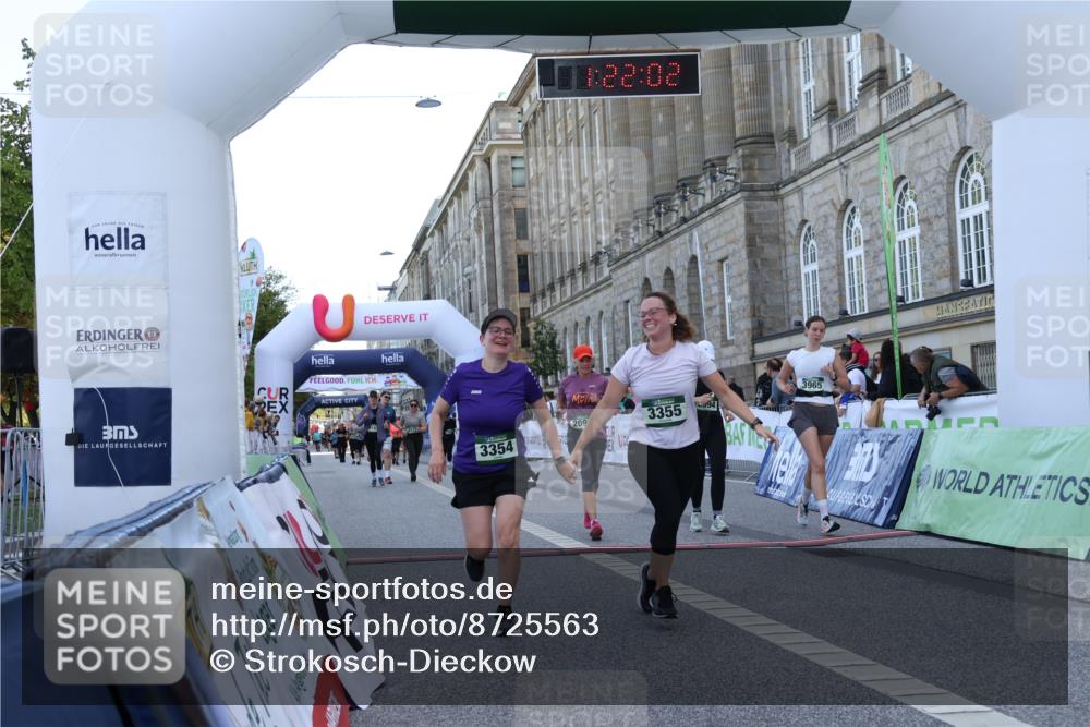 07.09.2025 - BARMER Alsterlauf Strokosch-Dieckow http://msf.ph/oto/8725563 07.09.2025 10:22:01 Ziel 2090, 3354, 3355, 3965, 3994, 4167, 4233, 4234, 5233, 5623, 5625 meine-sportfotos.de