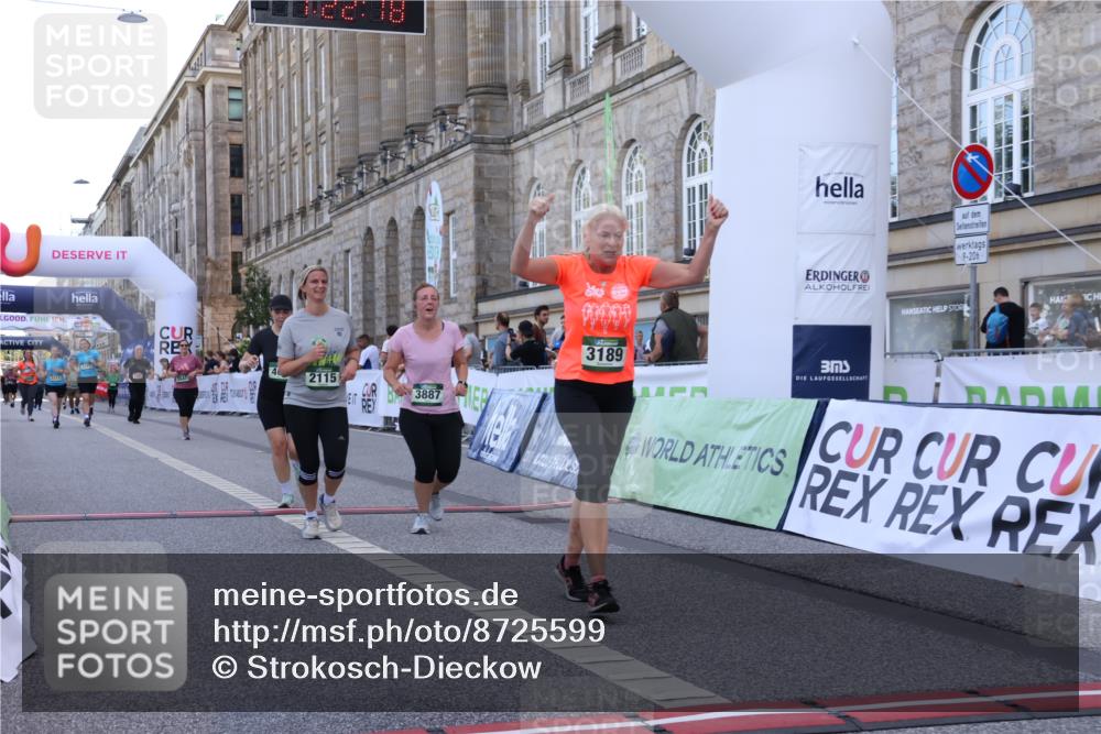 07.09.2025 - BARMER Alsterlauf Strokosch-Dieckow http://msf.ph/oto/8725599 07.09.2025 10:22:17 Ziel 2115, 3183, 3189, 3227, 3312, 3313, 3547, 3635, 3887, 4029 meine-sportfotos.de