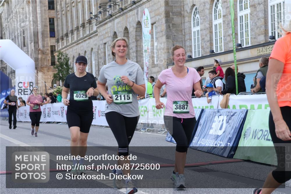 07.09.2025 - BARMER Alsterlauf Strokosch-Dieckow http://msf.ph/oto/8725600 07.09.2025 10:22:17 Ziel 2115, 3183, 3189, 3227, 3312, 3313, 3547, 3635, 3887, 4029 meine-sportfotos.de