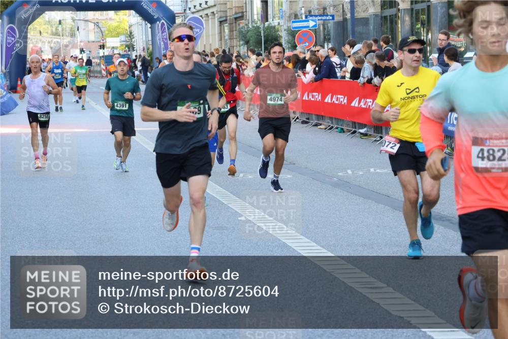 07.09.2025 - BARMER Alsterlauf Strokosch-Dieckow http://msf.ph/oto/8725604 07.09.2025 09:45:26 Ziel 2329, 2349, 4683, 5329, 5344, 5764, 8256 meine-sportfotos.de