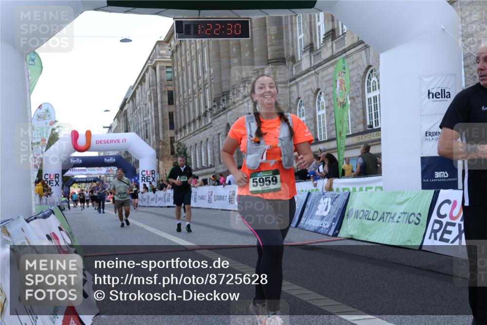 07.09.2025 - BARMER Alsterlauf Strokosch-Dieckow http://msf.ph/oto/8725628 07.09.2025 10:22:28 Ziel 2281, 2706, 3312, 3313, 3547, 4437, 5235, 5959, 8004 meine-sportfotos.de
