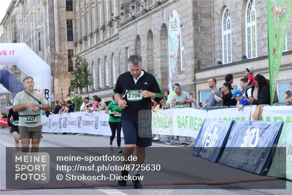 07.09.2025 - BARMER Alsterlauf Strokosch-Dieckow http://msf.ph/oto/8725630 07.09.2025 10:22:30 Ziel 2182, 2281, 2706, 4437, 5235, 5959, 8004 meine-sportfotos.de