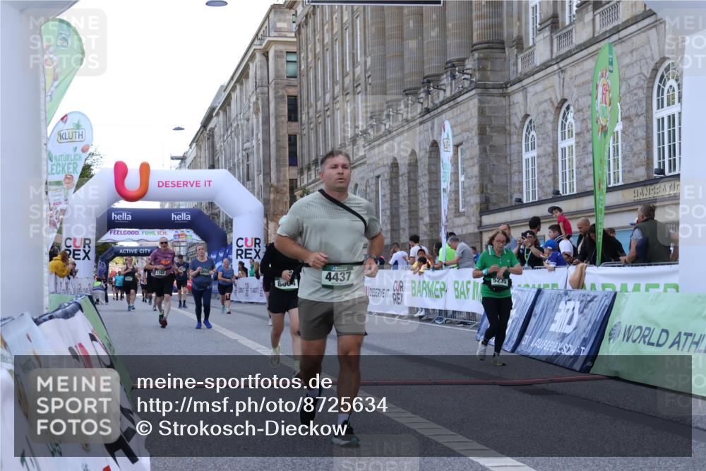 07.09.2025 - BARMER Alsterlauf Strokosch-Dieckow http://msf.ph/oto/8725634 07.09.2025 10:22:33 Ziel 2182, 2706, 3091, 4437, 5030, 5235, 8004 meine-sportfotos.de