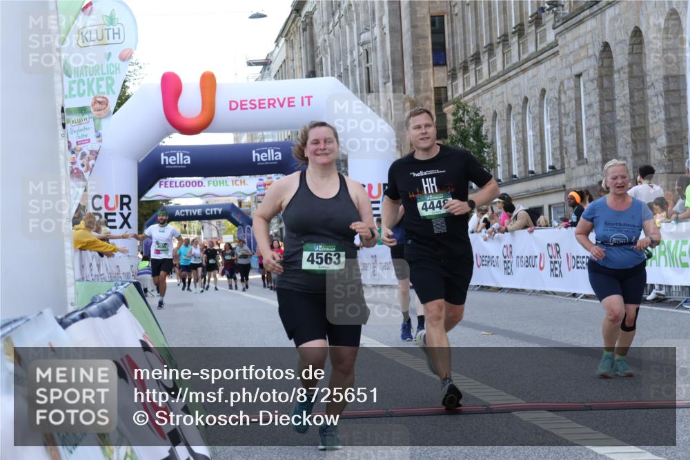 07.09.2025 - BARMER Alsterlauf Strokosch-Dieckow http://msf.ph/oto/8725651 07.09.2025 10:22:41 Ziel 2182, 3091, 3185, 3699, 4448, 4475, 4563, 5030 meine-sportfotos.de