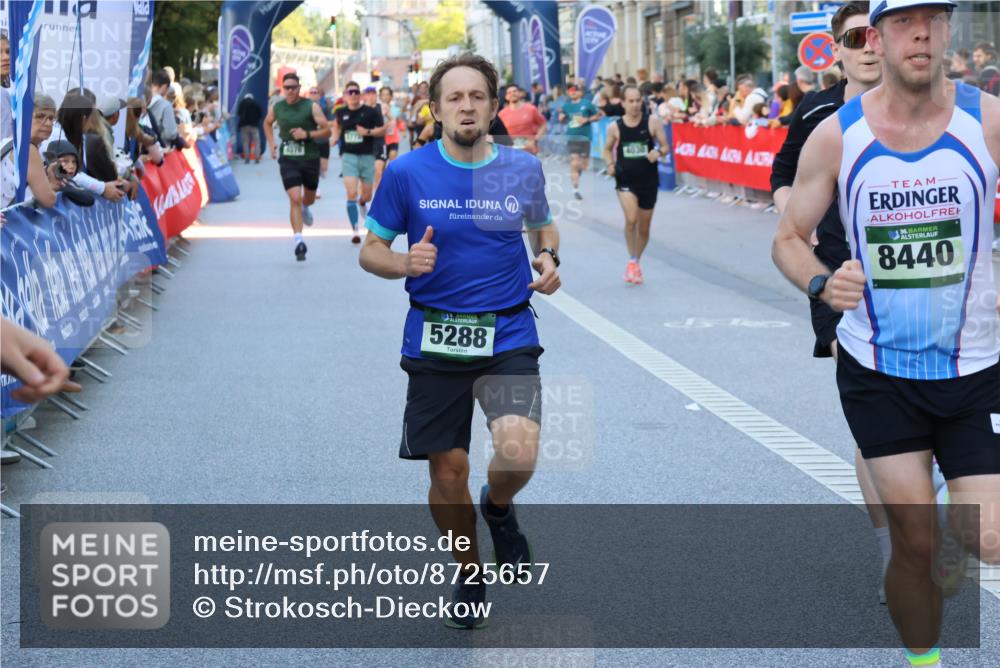 07.09.2025 - BARMER Alsterlauf Strokosch-Dieckow http://msf.ph/oto/8725657 07.09.2025 09:45:15 Ziel 2745, 3627, 4228, 4805, 5344, 5438, 6262 meine-sportfotos.de