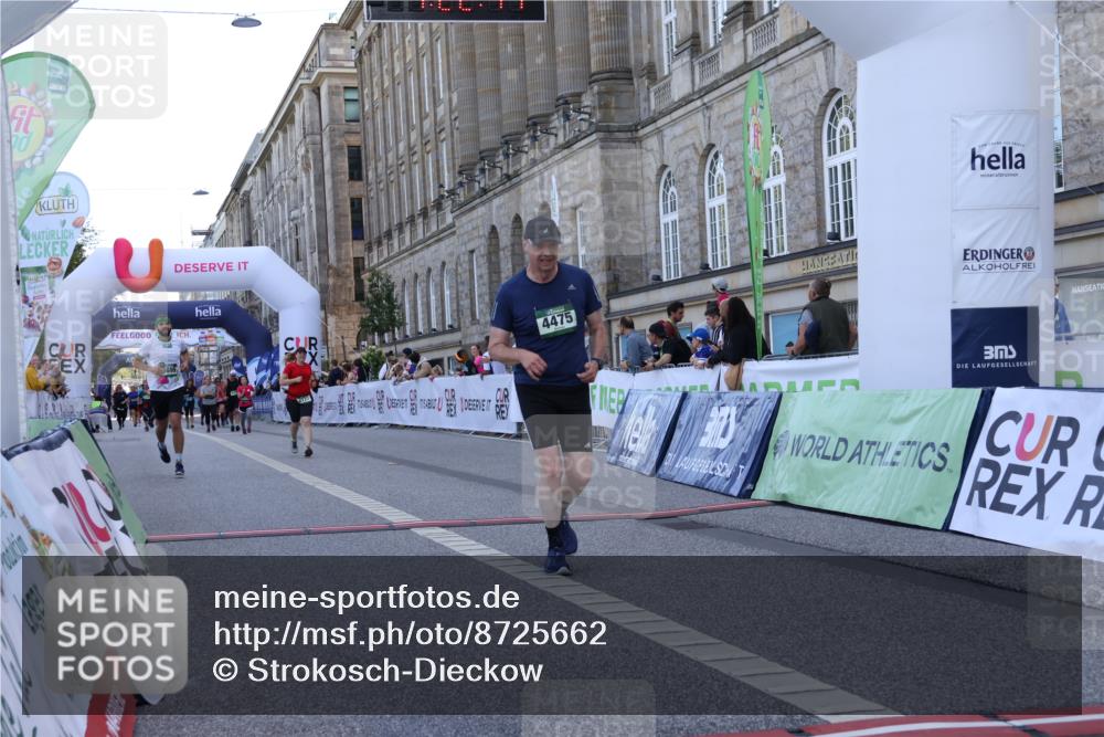 07.09.2025 - BARMER Alsterlauf Strokosch-Dieckow http://msf.ph/oto/8725662 07.09.2025 10:22:45 Ziel 2727, 3185, 3699, 4448, 4475, 4563 meine-sportfotos.de
